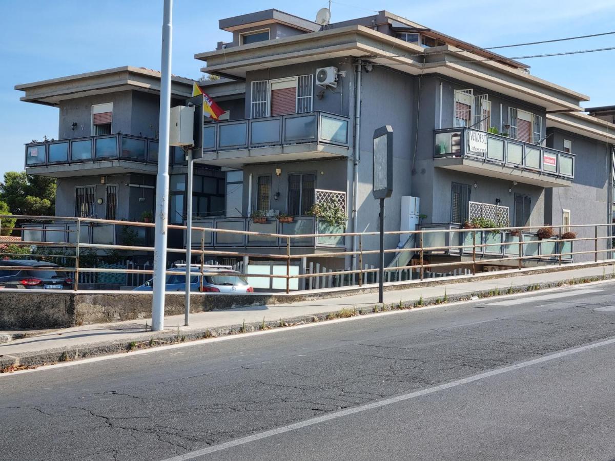 B&B United States Of Europe Catania Exterior photo